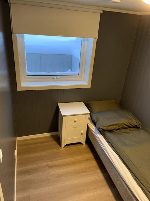 Lofoten - New Apartment, Close To Airport. Leknes Kültér fotó